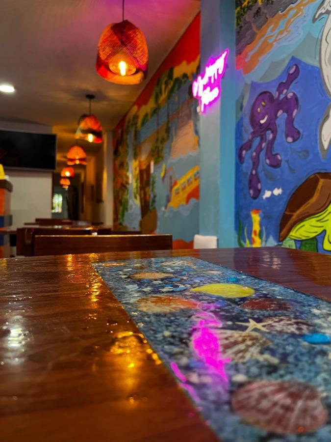 Acuarios Hostal Playa Ladrilleros Dış mekan fotoğraf