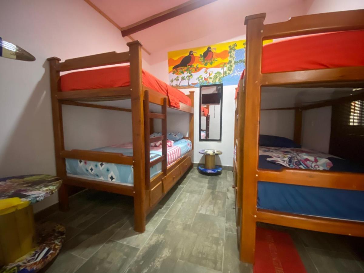 Acuarios Hostal Playa Ladrilleros Dış mekan fotoğraf