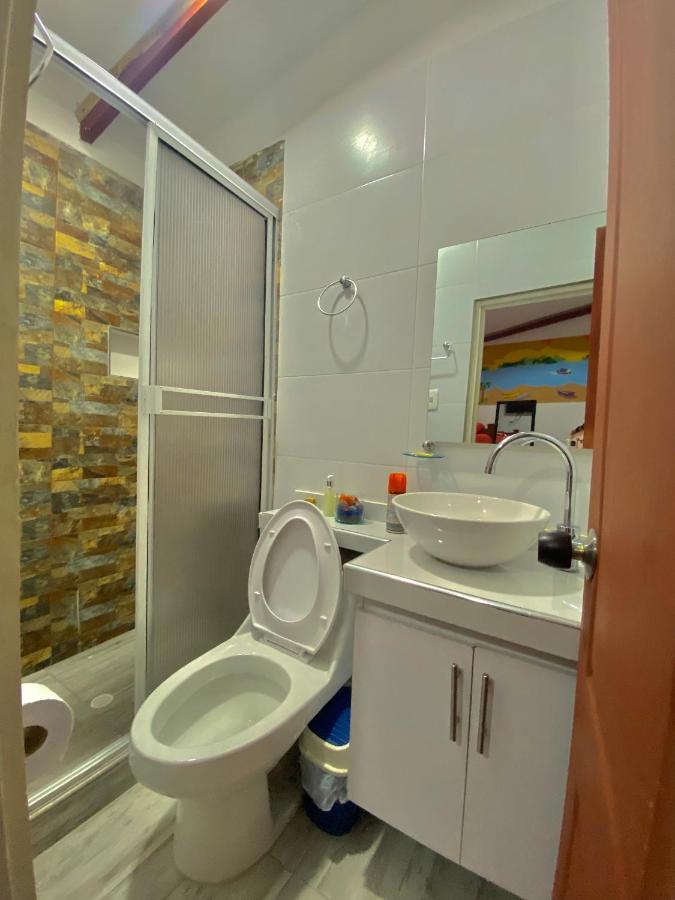 Acuarios Hostal Playa Ladrilleros Dış mekan fotoğraf