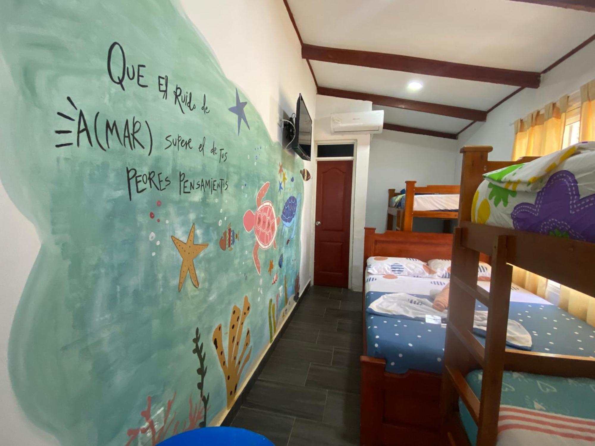 Acuarios Hostal Playa Ladrilleros Dış mekan fotoğraf