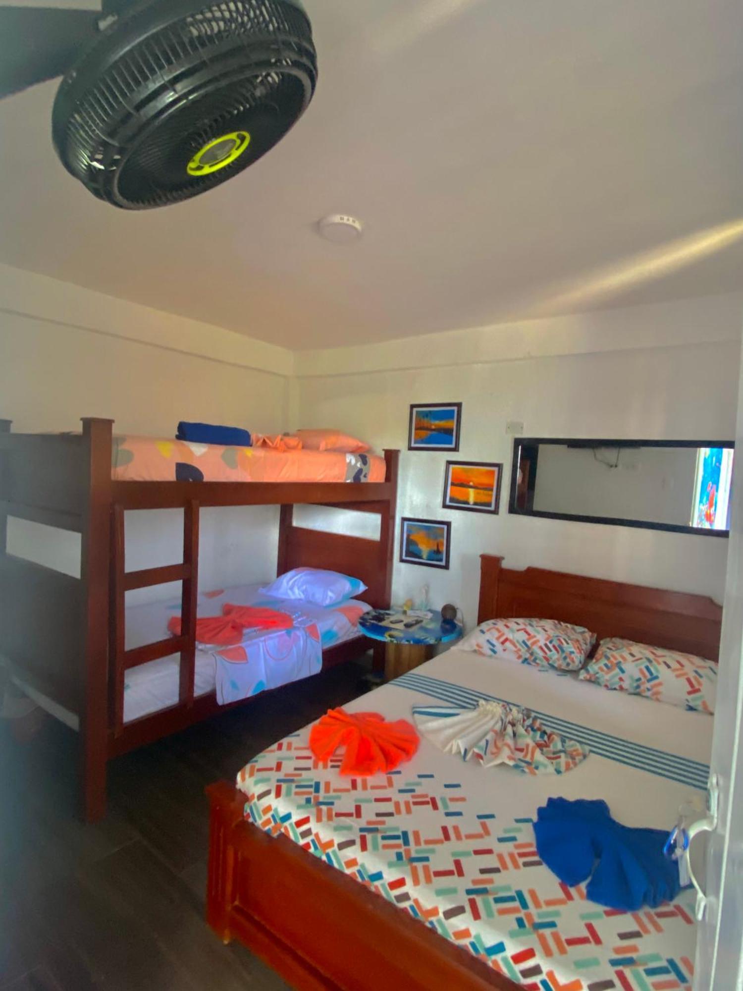 Acuarios Hostal Playa Ladrilleros Dış mekan fotoğraf